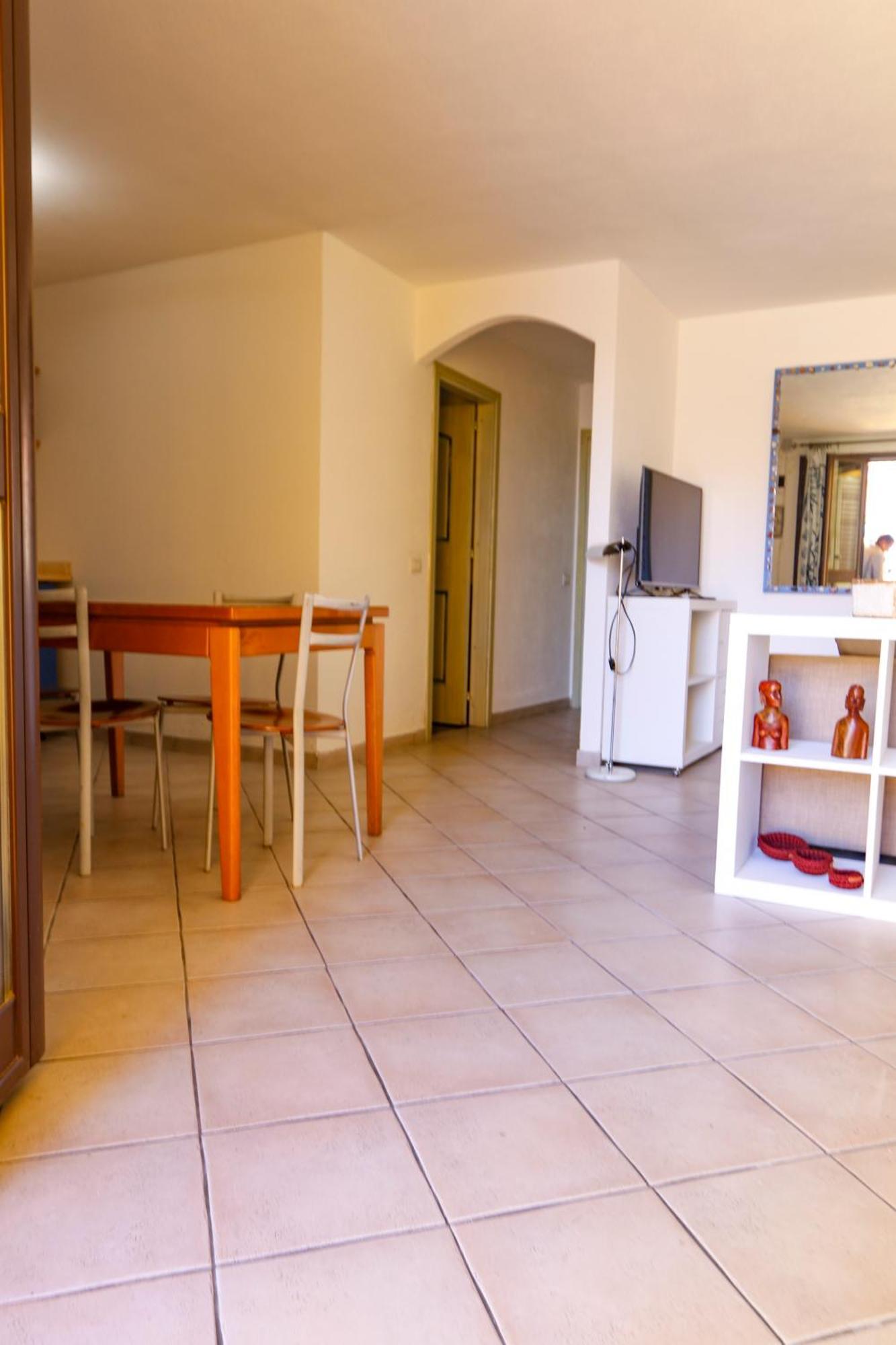 Portopollo Apartment Porto Pollo Bagian luar foto