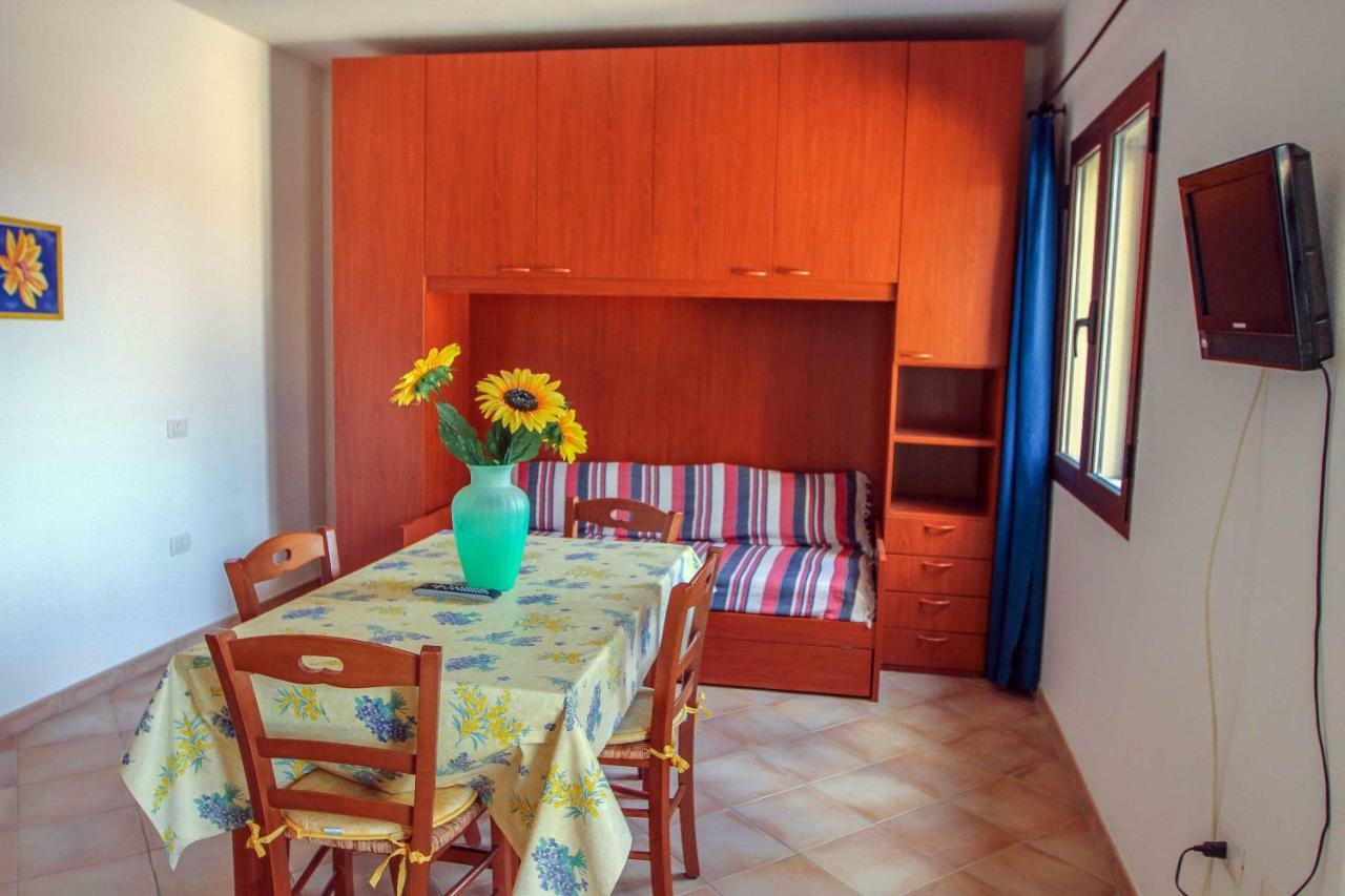 Portopollo Apartment Porto Pollo Bagian luar foto