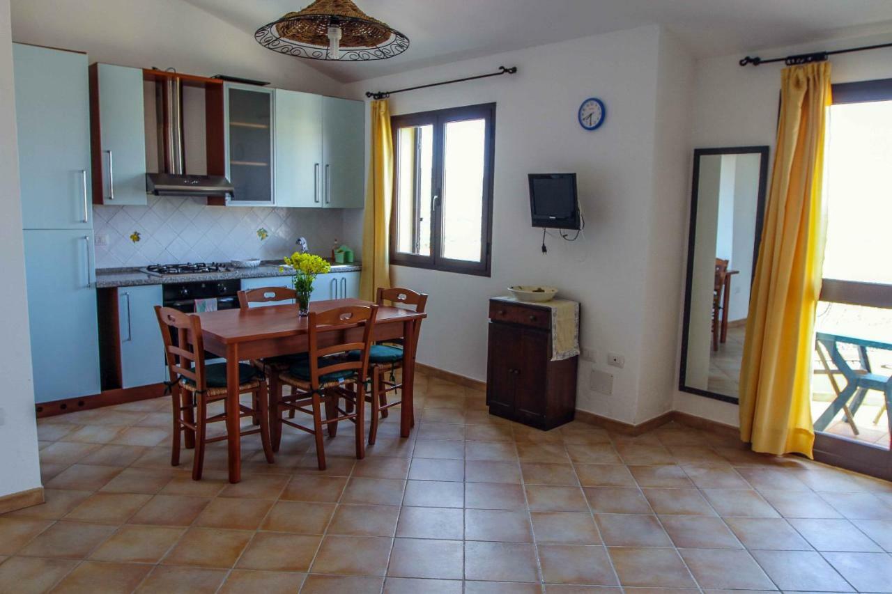 Portopollo Apartment Porto Pollo Bagian luar foto